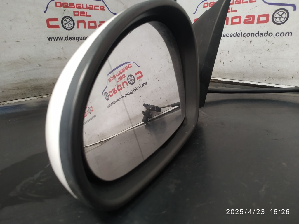 RETROVISOR IZQUIERDO
