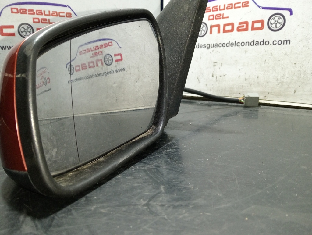 RETROVISOR IZQUIERDO