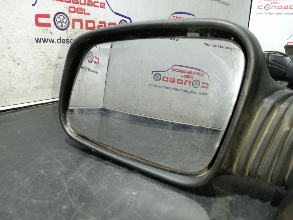 RETROVISOR IZQUIERDO