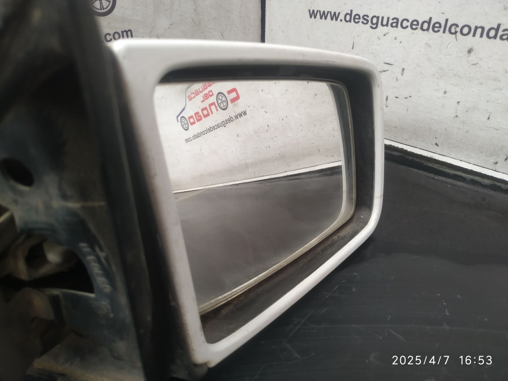 RETROVISOR DERECHO