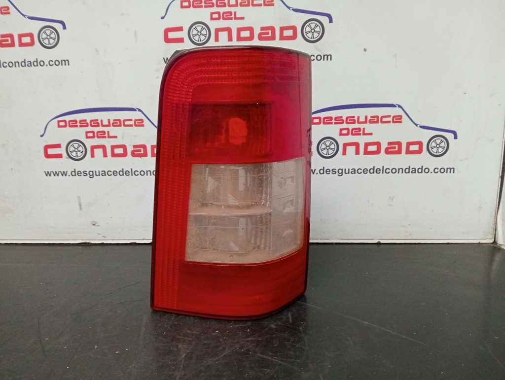 PILOTO TRASERO DERECHO