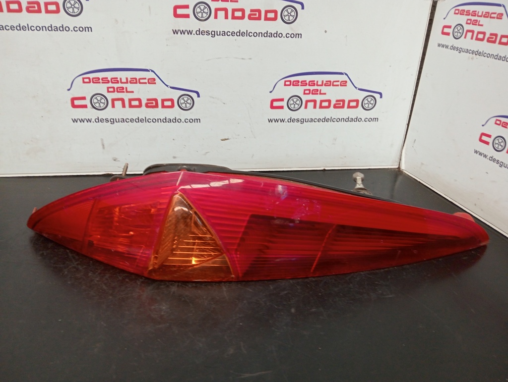 PILOTO TRASERO IZQUIERDO