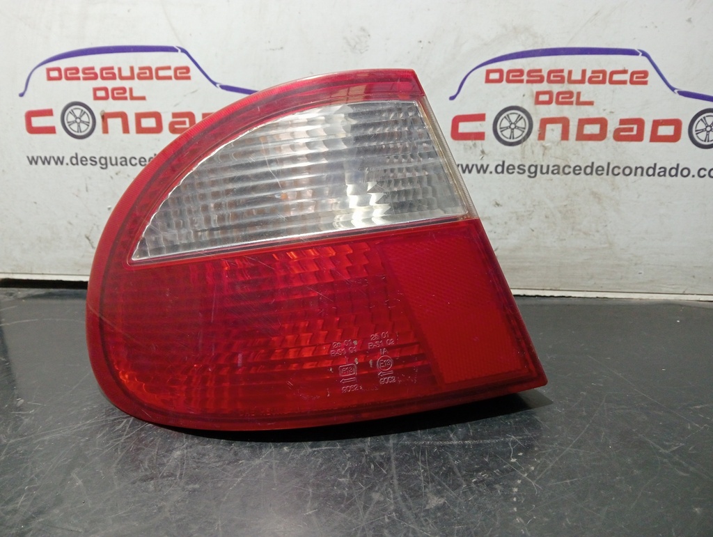 PILOTO TRASERO IZQUIERDO