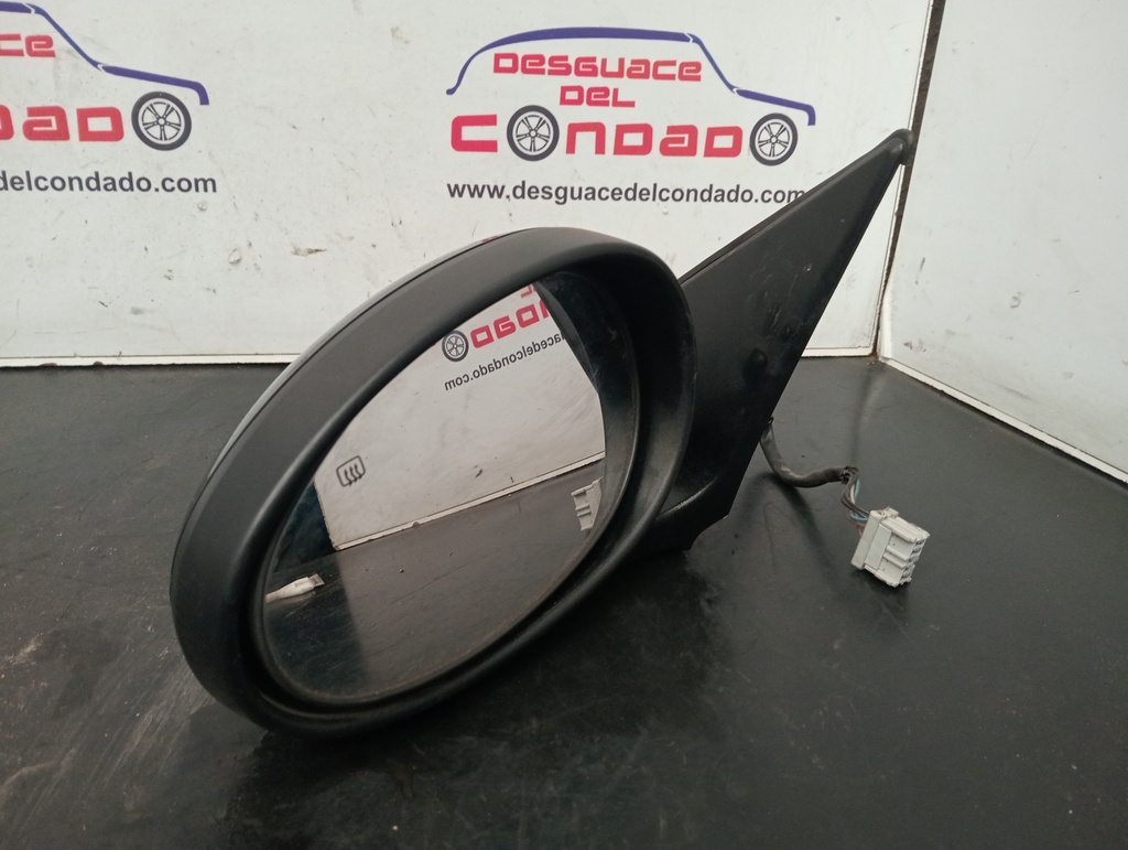 RETROVISOR IZQUIERDO