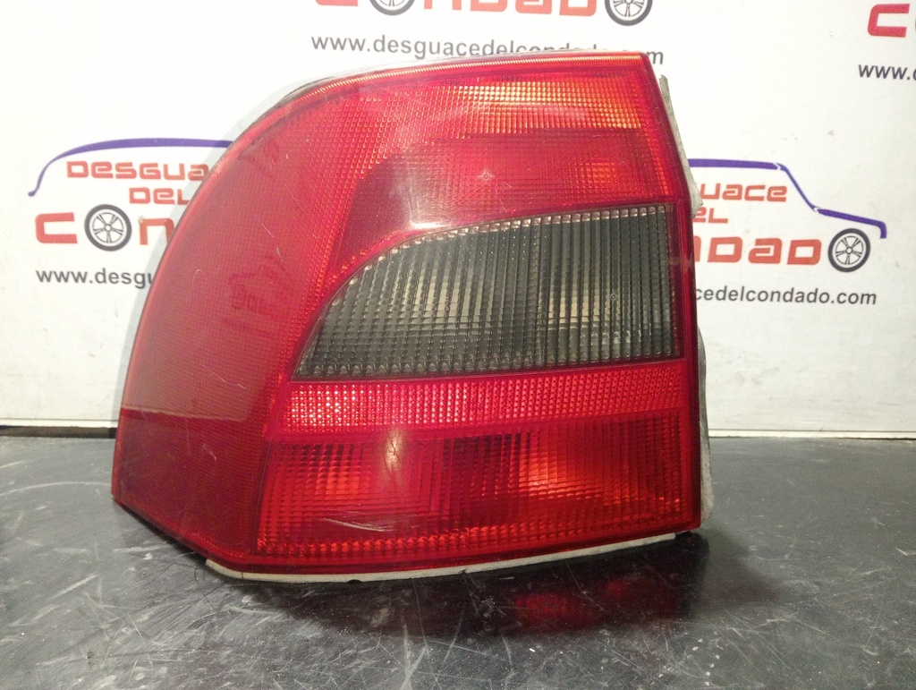 PILOTO TRASERO IZQUIERDO