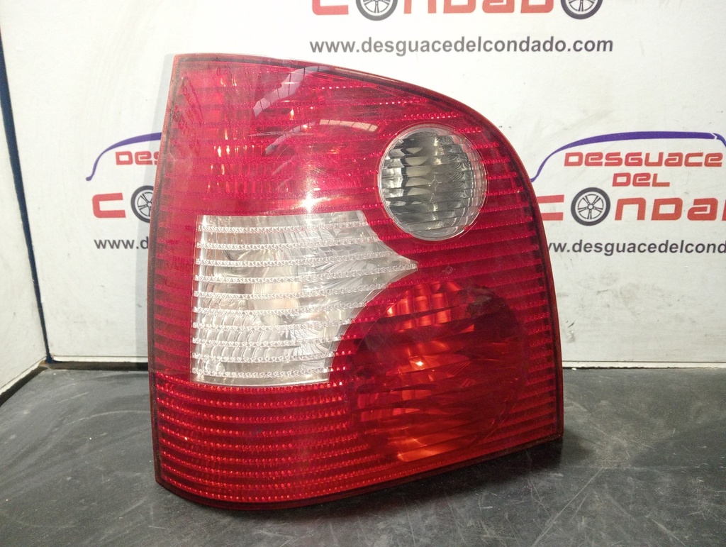 PILOTO TRASERO IZQUIERDO