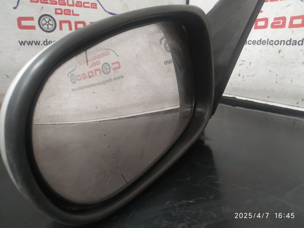 RETROVISOR IZQUIERDO