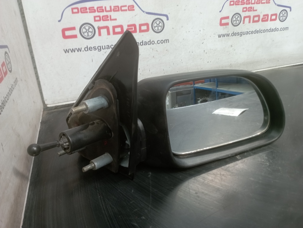 RETROVISOR DERECHO