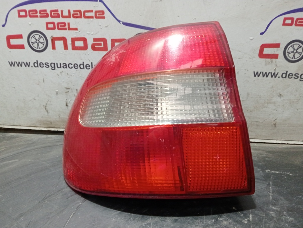 PILOTO TRASERO IZQUIERDO