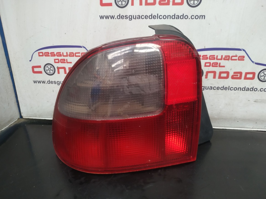 PILOTO TRASERO IZQUIERDO