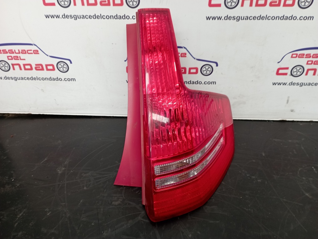 PILOTO TRASERO DERECHO