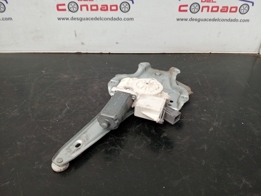 ELEVALUNAS TRASERO IZQUIERDO