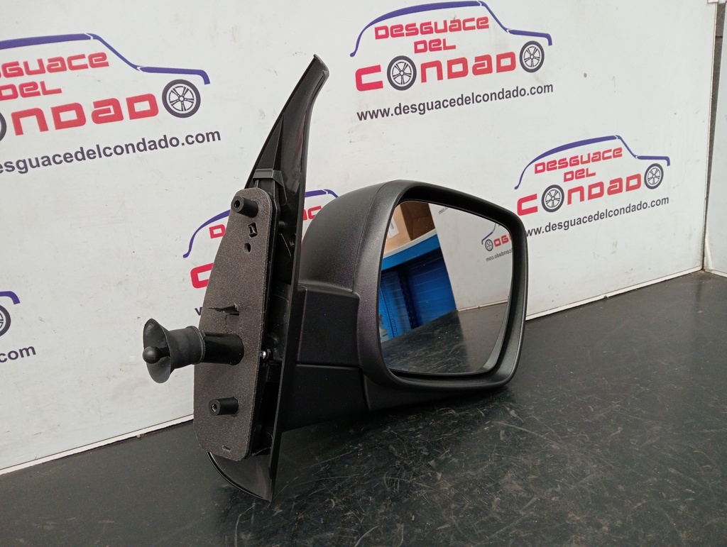 RETROVISOR DERECHO