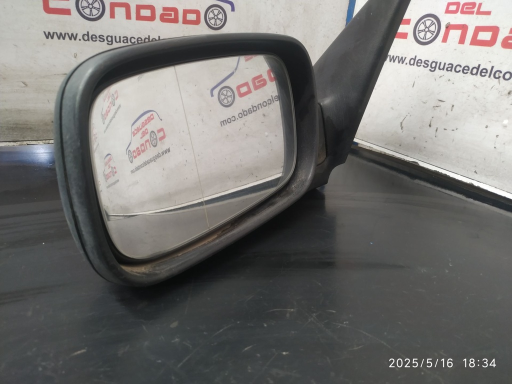 RETROVISOR IZQUIERDO