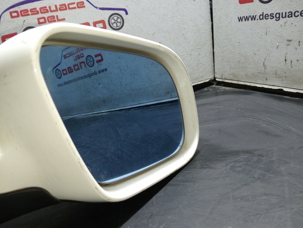 RETROVISOR DERECHO