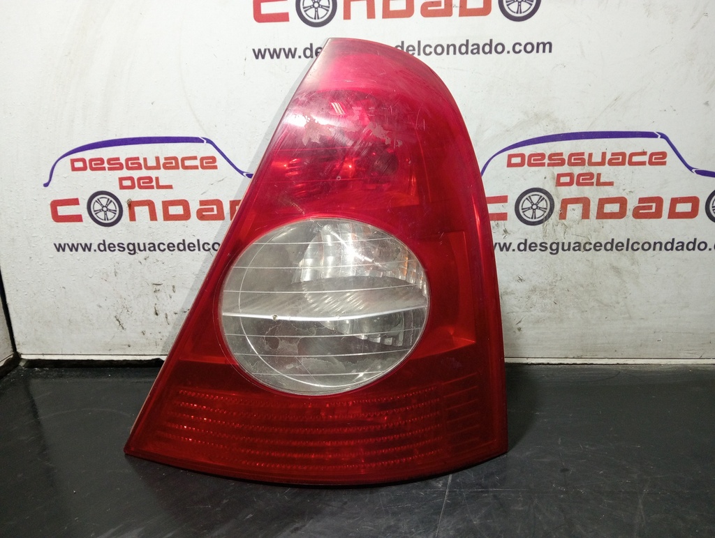 PILOTO TRASERO DERECHO