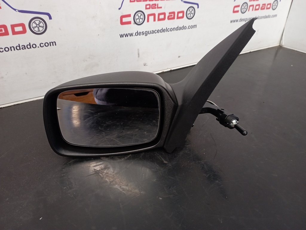 RETROVISOR IZQUIERDO