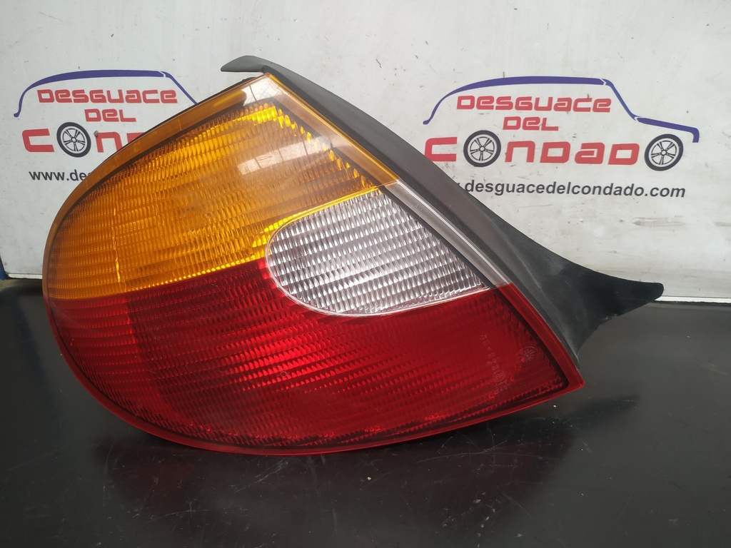 PILOTO TRASERO IZQUIERDO