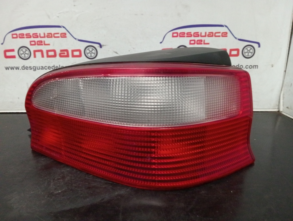 PILOTO TRASERO DERECHO