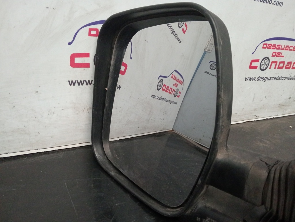 RETROVISOR IZQUIERDO