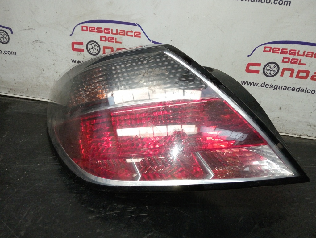 PILOTO TRASERO IZQUIERDO