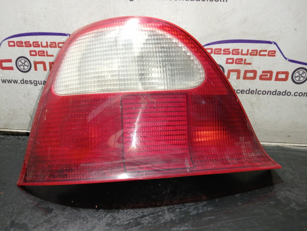 PILOTO TRASERO IZQUIERDO