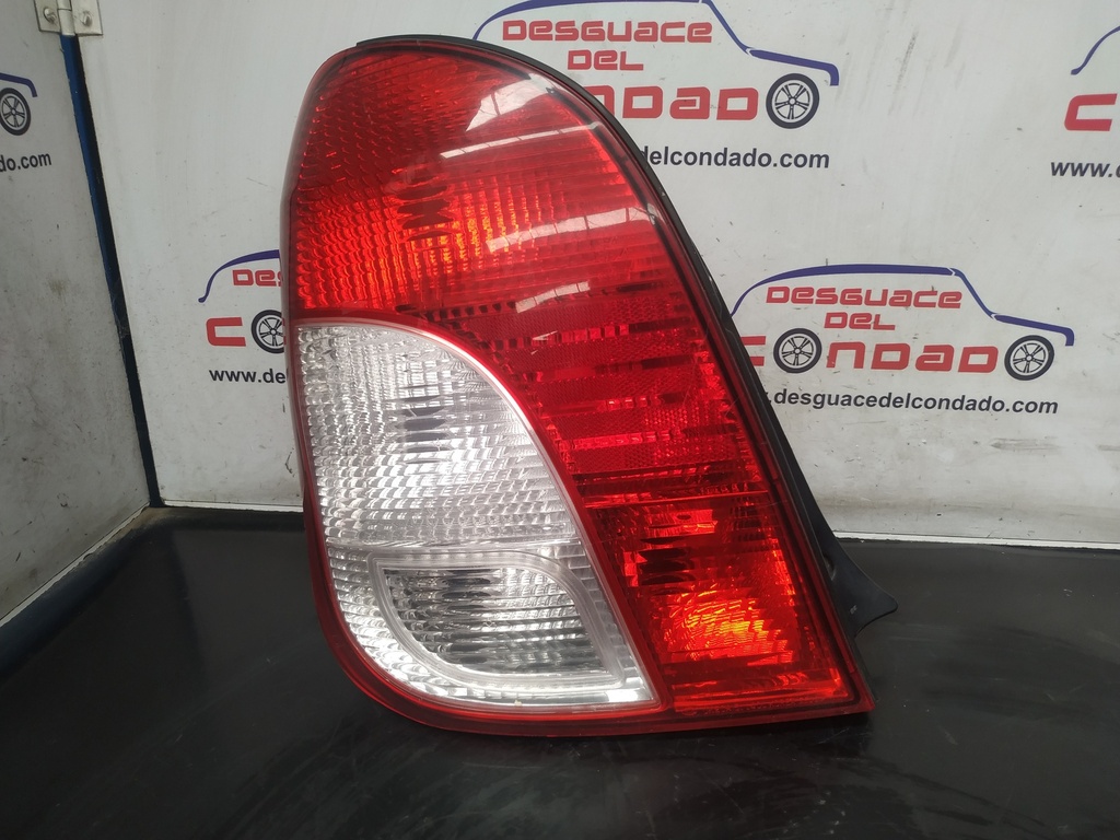 PILOTO TRASERO IZQUIERDO