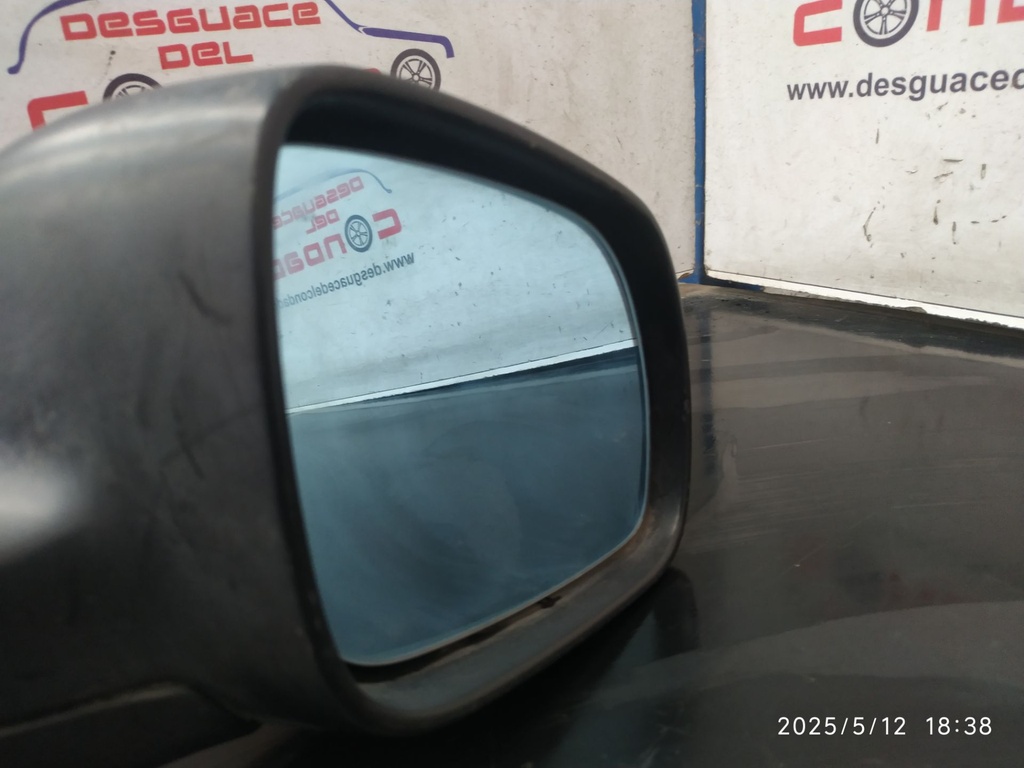 RETROVISOR DERECHO