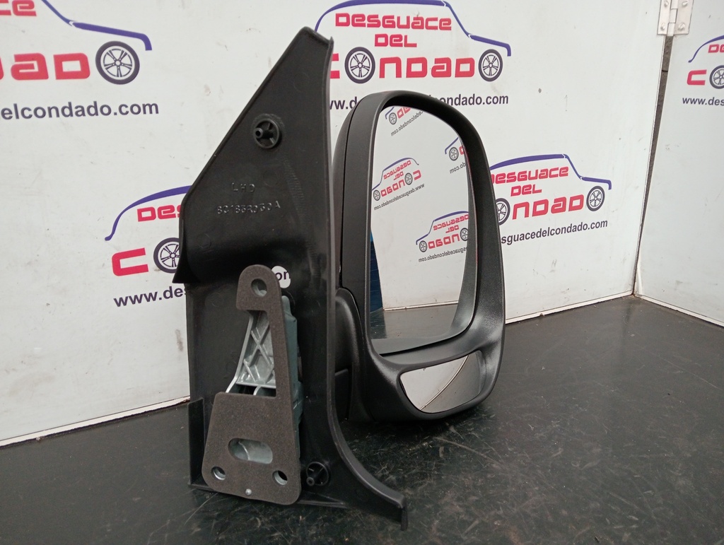 RETROVISOR DERECHO