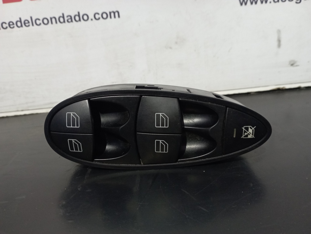 MANDO ELEVALUNAS DELANTERO IZQUIERDO