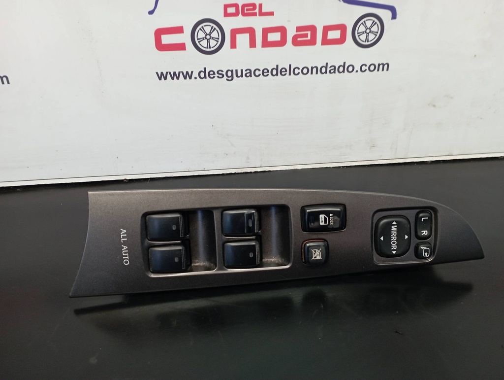 MANDO ELEVALUNAS DELANTERO IZQUIERDO