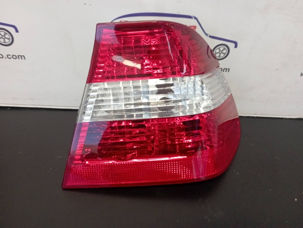 PILOTO TRASERO DERECHO