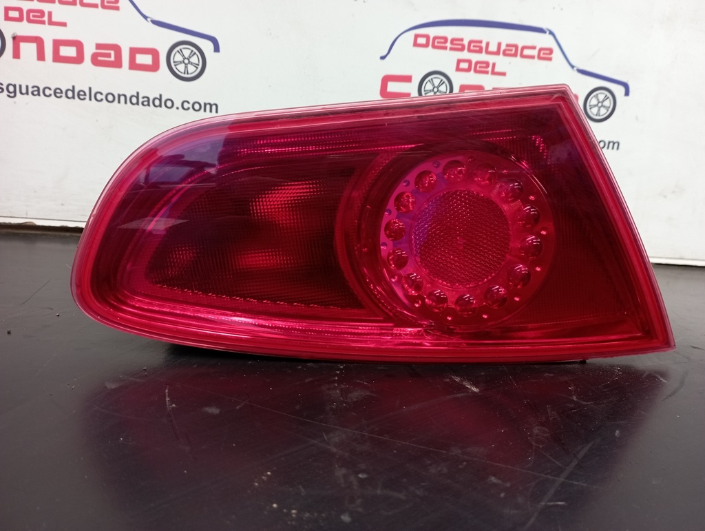 PILOTO TRASERO IZQUIERDO INTERIOR