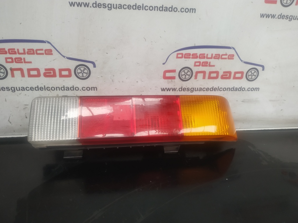 PILOTO TRASERO DERECHO