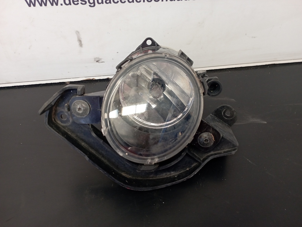 FARO ANTINIEBLA DERECHO