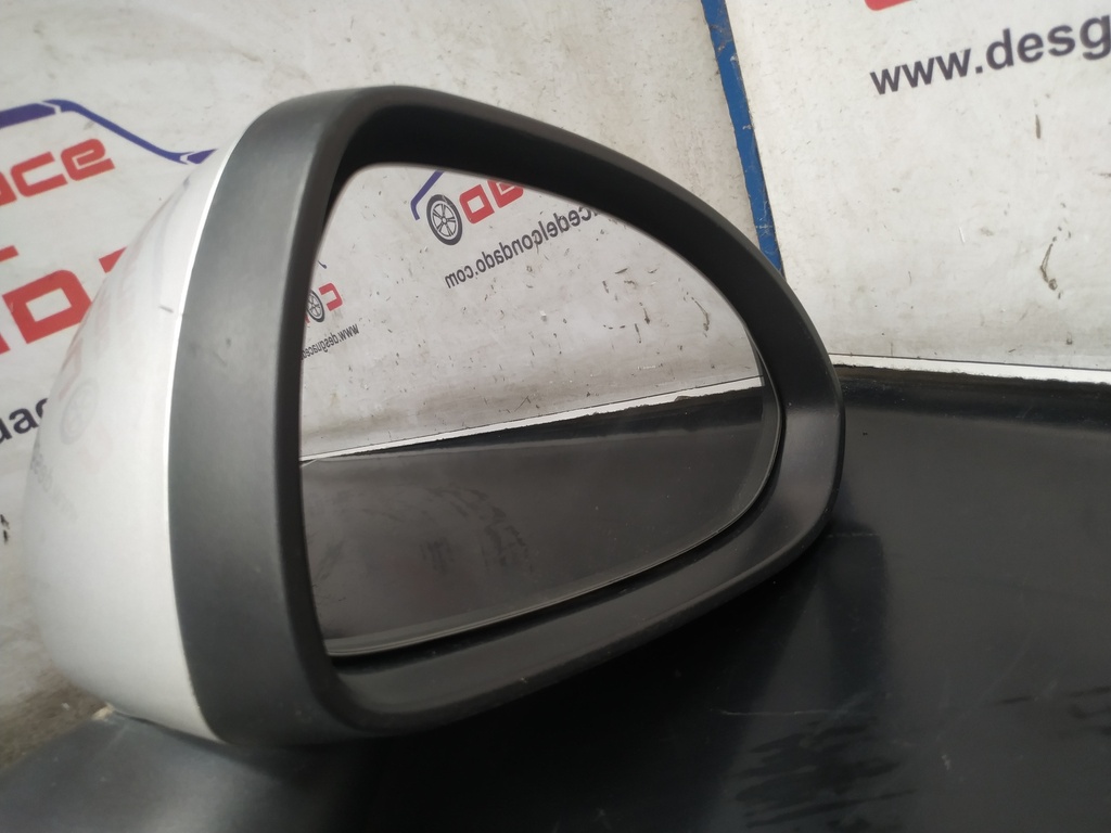 RETROVISOR DERECHO