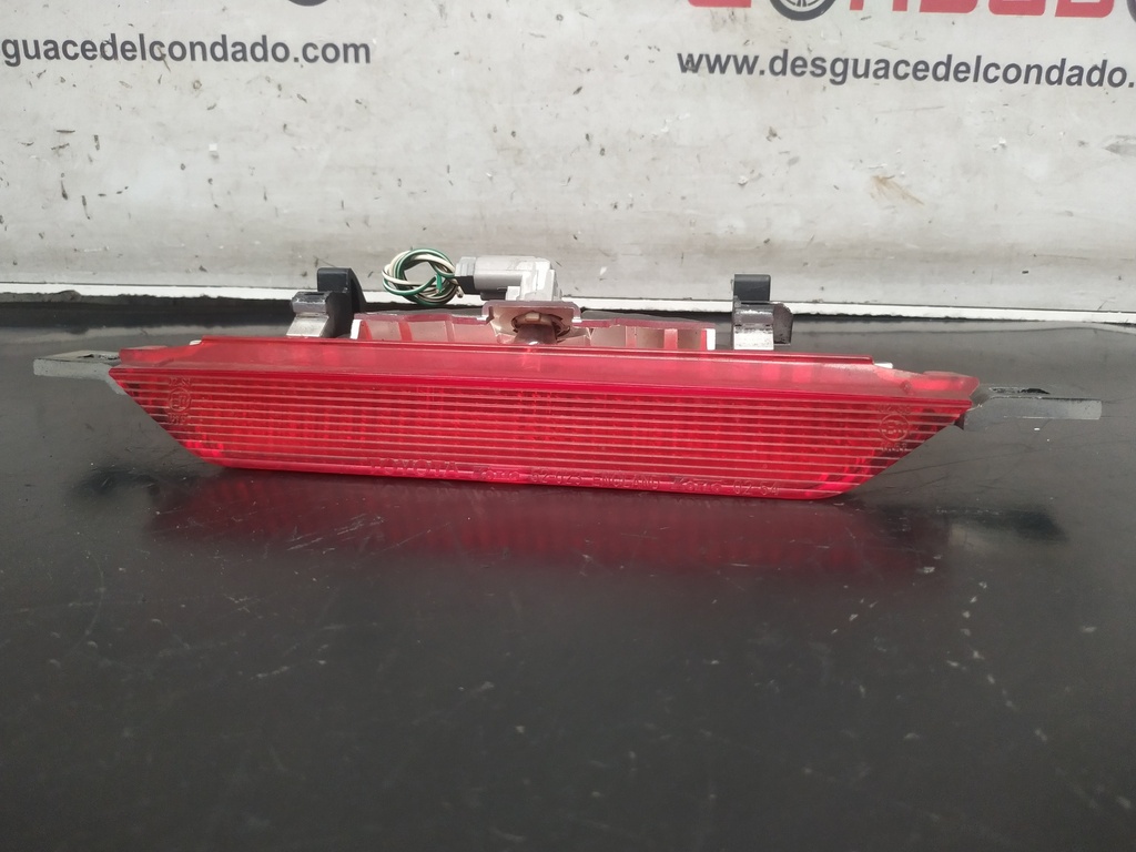 LUZ CENTRAL DE FRENO