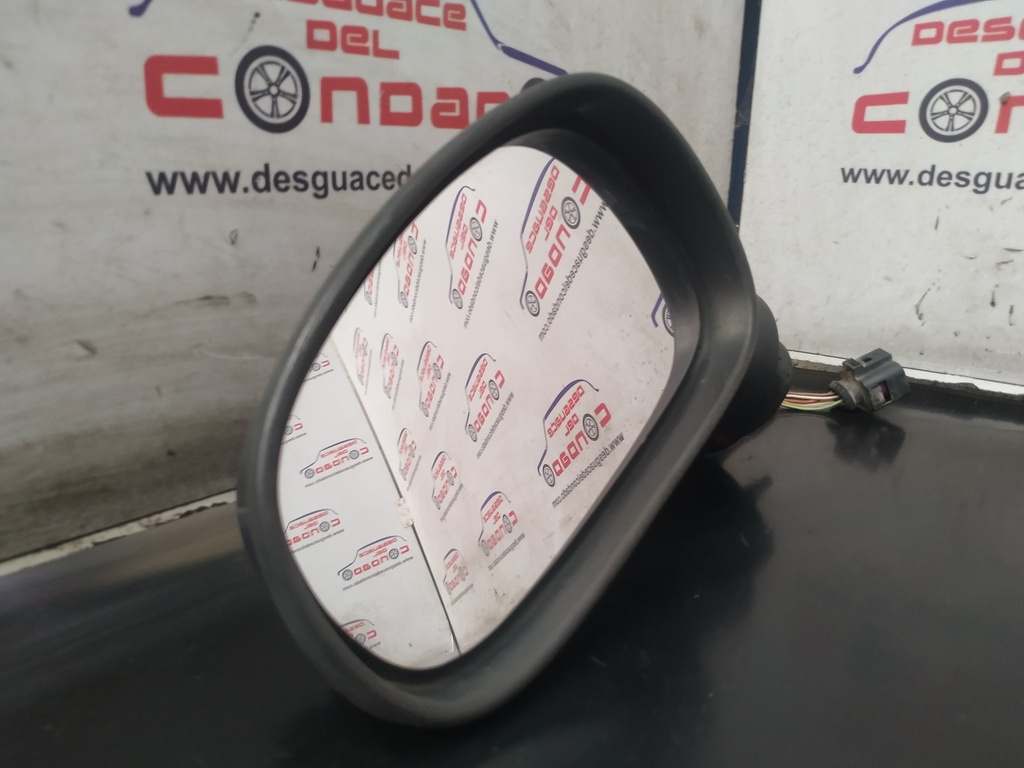 RETROVISOR IZQUIERDO