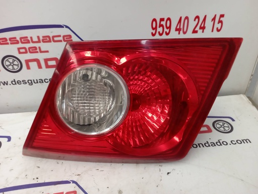 [123476] PILOTO TRASERO DERECHO INTERIOR