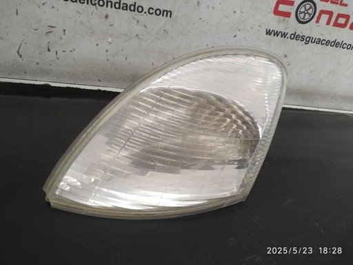 [215015] PILOTO DELANTERO DERECHO