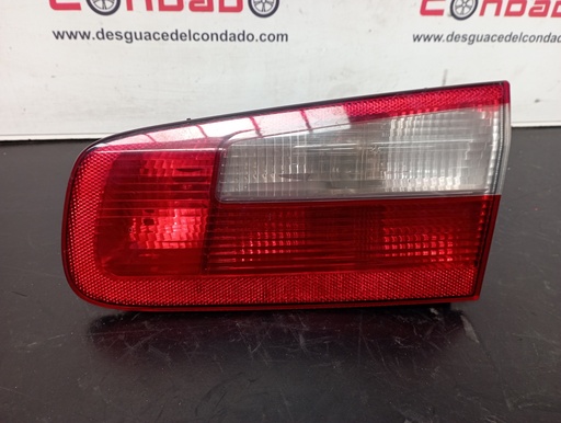 [181878] PILOTO TRASERO DERECHO INTERIOR