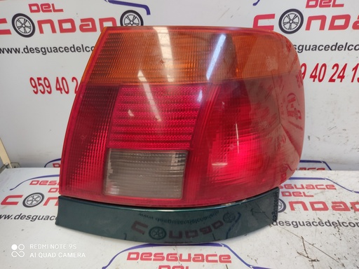 [106431] PILOTO TRASERO DERECHO