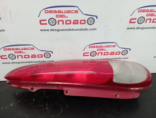 [110433] PILOTO TRASERO DERECHO