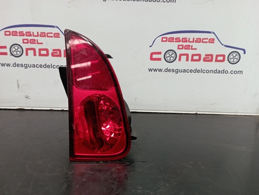 [182045] FARO ANTINIEBLA TRASERO IZQUIERDO