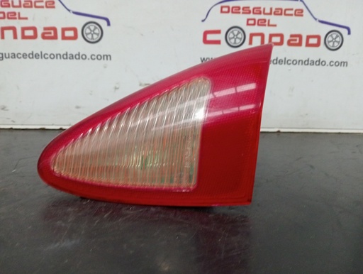 [155313] PILOTO TRASERO DERECHO INTERIOR