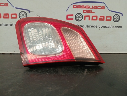 [195453] PILOTO TRASERO DERECHO INTERIOR