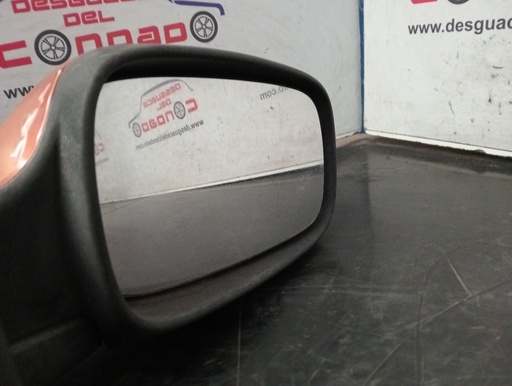 [181707] RETROVISOR DERECHO