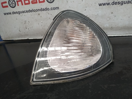[215900] PILOTO DELANTERO DERECHO