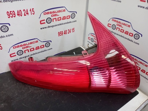 [145109] PILOTO TRASERO DERECHO