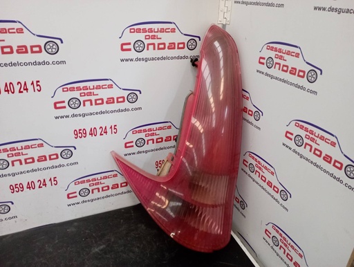[145110] PILOTO TRASERO IZQUIERDO